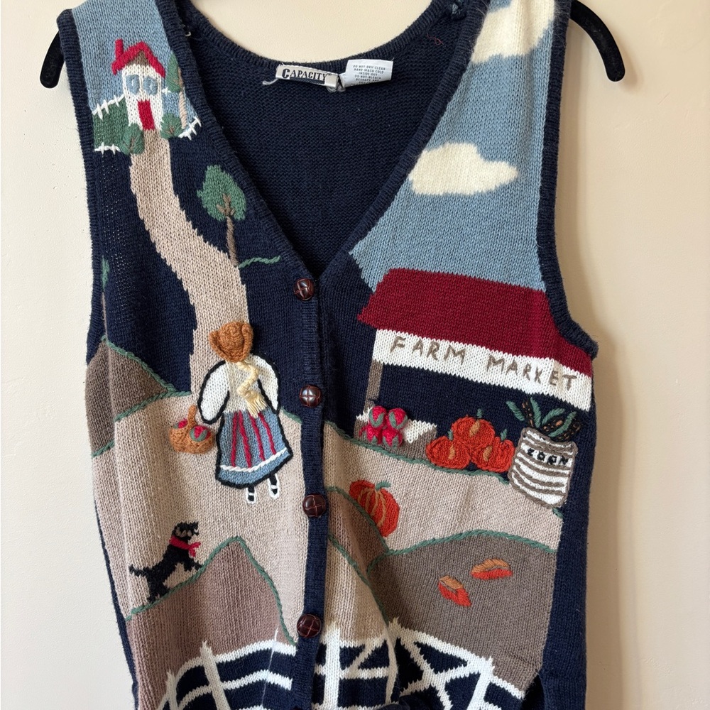Vintage Capacity Farm Market Knit Vest — Navy, Cream, Red